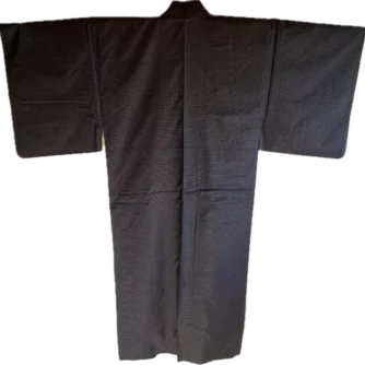 Antique-kimono-japonais-homme-Soie-noire-Tsumugi-Points-Bleu-marine-1