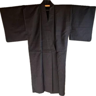 Antique-kimono-japonais-homme-Soie-noire-Tsumugi-Points-Bleu-marine.1