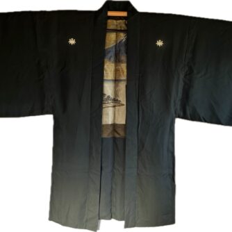 Haori japonais homme soie noire Kiri Montsuki - Vue du mont Fuji 12