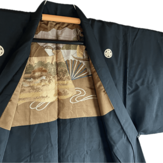 men-s_haori__katabami_montsuki_-_traditional_japonese_jacket_black_silk_kyomizudera_himejijo_kyoto_10