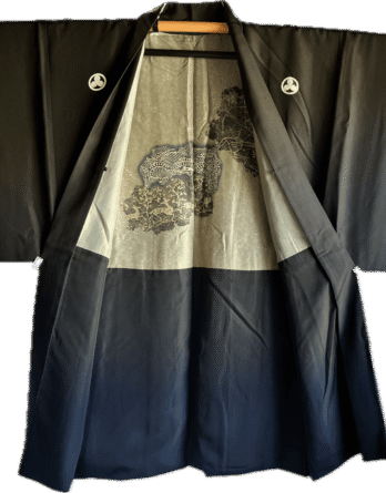 Haori Japonais Homme Antique Soie Noire Mitsukashiwa Montsuki Scène de Chasse